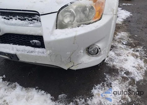 2009 Toyota Rav4 Limited V6 z USA, uszkodzony, nr VIN JTMBK31VX95083662